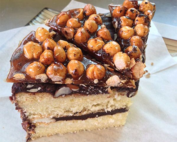 Macadamia Nut Brittle